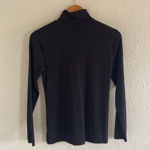 Time and Tru Turtle Neck Black Size Small